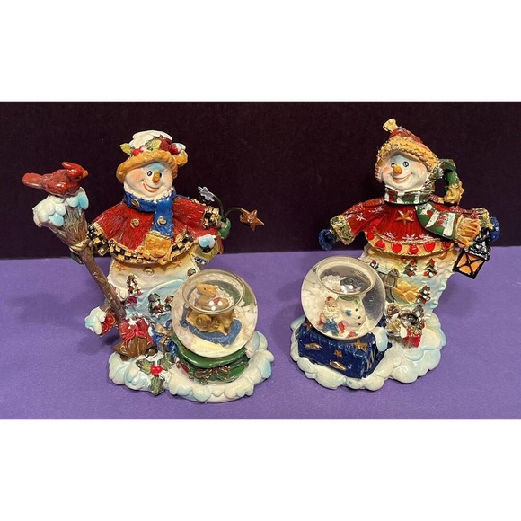 Set of 2 Snowmen with Snow Globes - Christmas Decoration Winter Wonderland - Picture 1 of 10